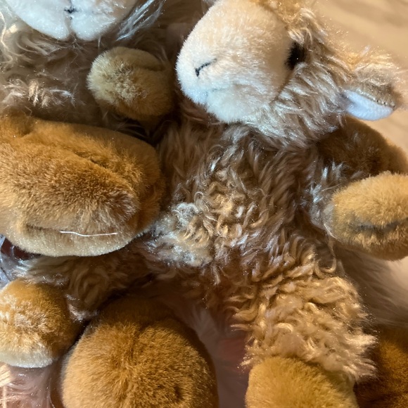 VINTAGE momma lamb and baby stuffed animal from Ireland…🇮🇪 - Picture 3 of 4